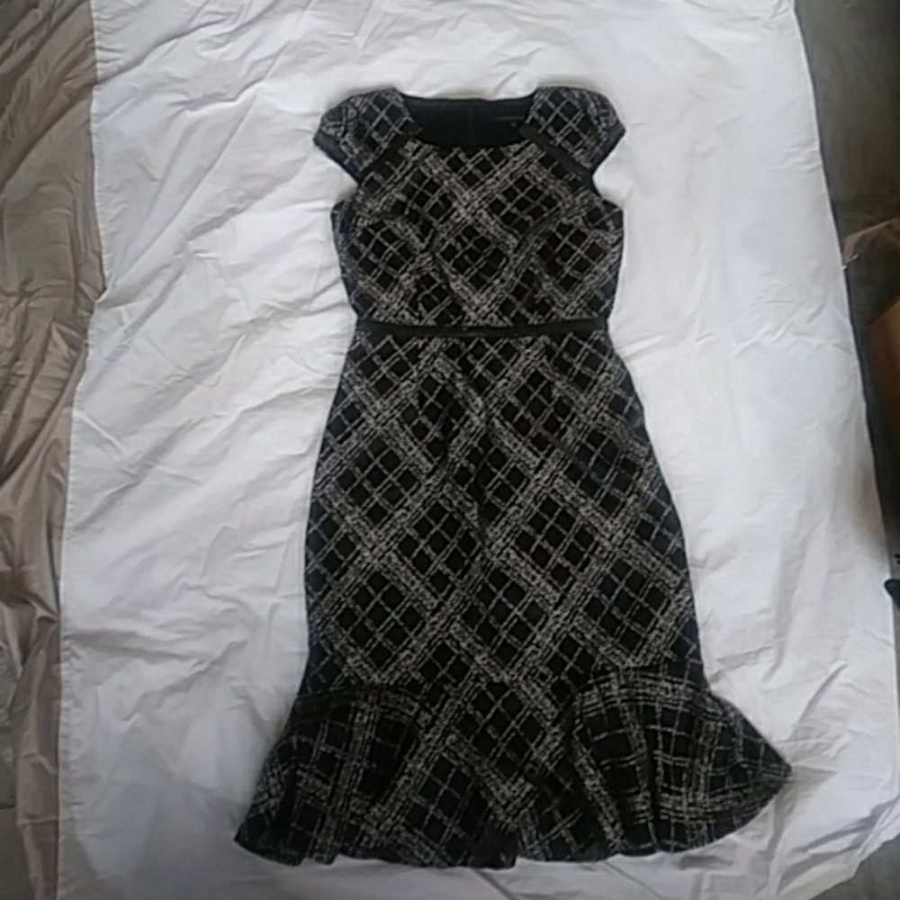 DAVID MEISTER B/W DRESS W METAL THREAD, 2